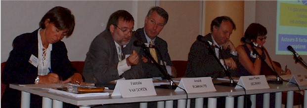 Premire table ronde - Photo MAD-IJD
